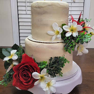 Small/Med Wedding Cake With Floral
