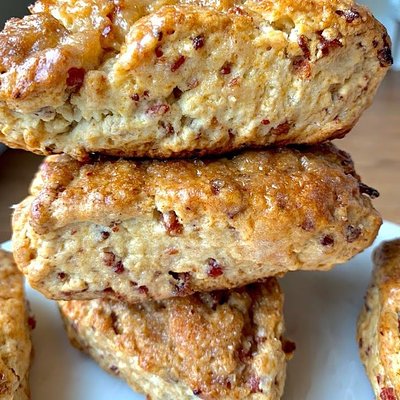 Sweet Buttermilk Scones [6]
