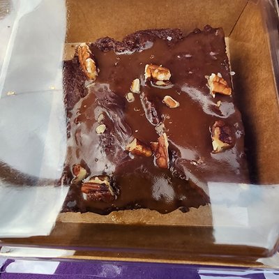 Salted Caramel Turtle Brownie 