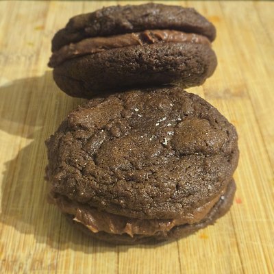 Midnight Tide Fudge Rounds