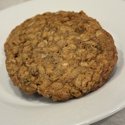 Oatmeal Golden Raisin