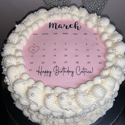 Round Calendar Cake