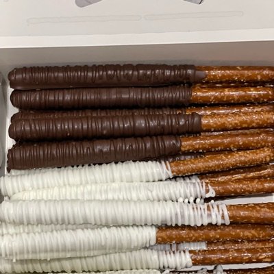 Chocolate Dipped Pretzels 