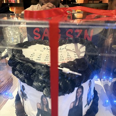 Clear Cake Box 8” 