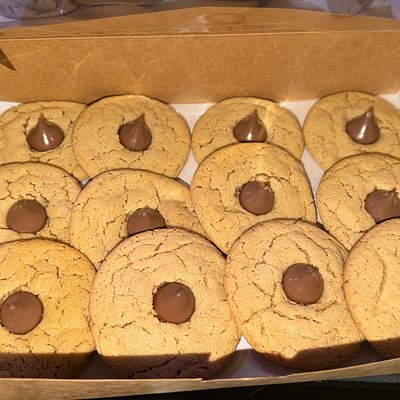 Peanut Butter Hershey Kiss Cookies 1/2 Dozen 