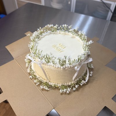 Flower Gender Reveal Cake 