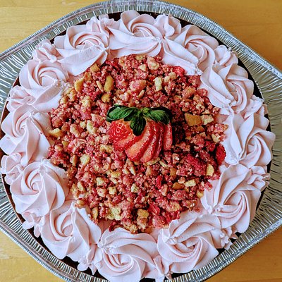 Strawberry Crunch Tres Leches Cake 