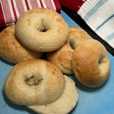 Sourdough Bagels (4 Count) 