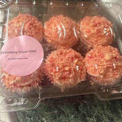 Jumbo Cupcakes