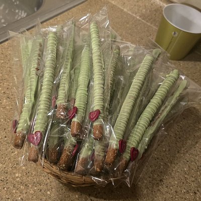 Dipped Pretzels-Rods