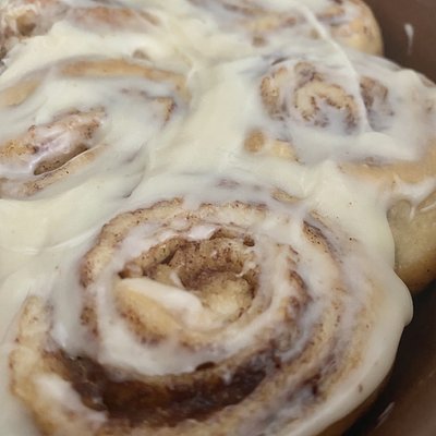 Cinnamon Rolls- 4 Pack