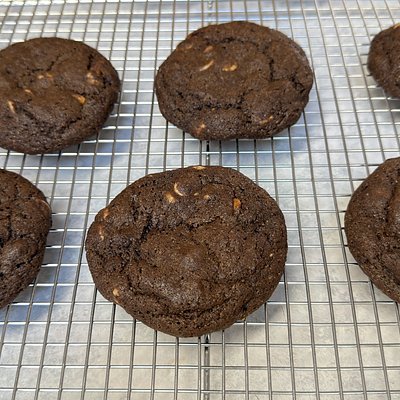 Sourdough Chocolate Peanut Butter Chip Cookies (6)