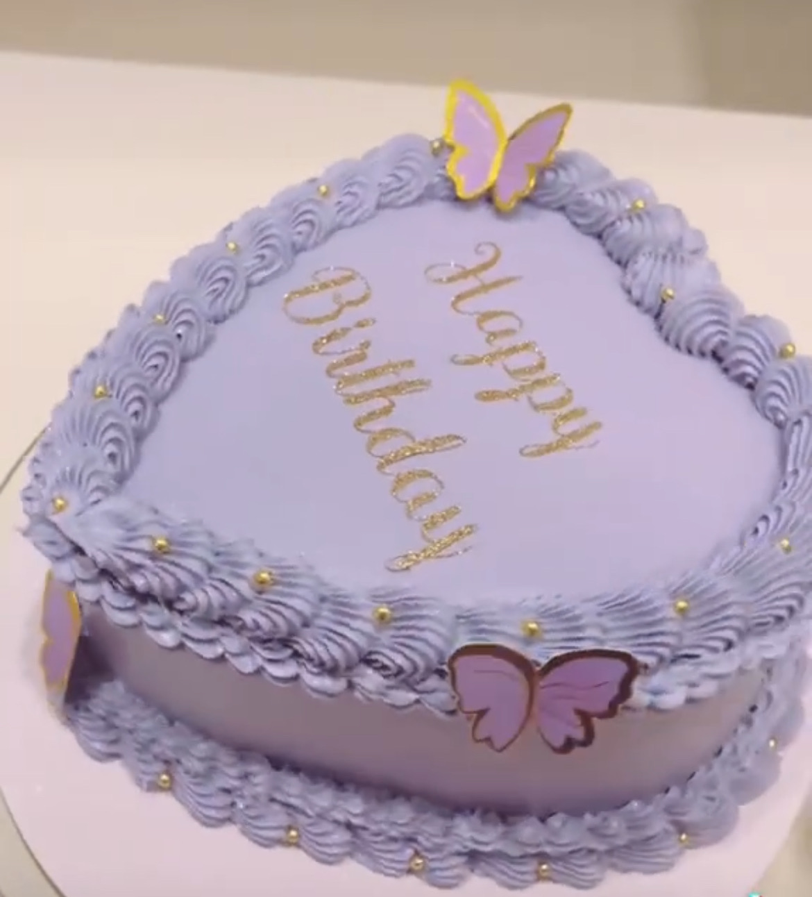 6” Single Layer Cake -Serves 12-14 