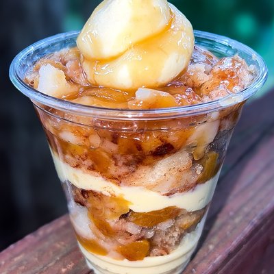 Peach Cobbler Cheesecake Cups