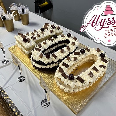 Number & Letter Cakes
