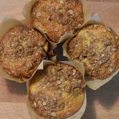 4ct Strawberry Rhubarb Muffin  Streusel Top