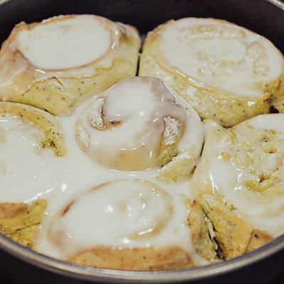 Lemon Poppy Seed Buns 