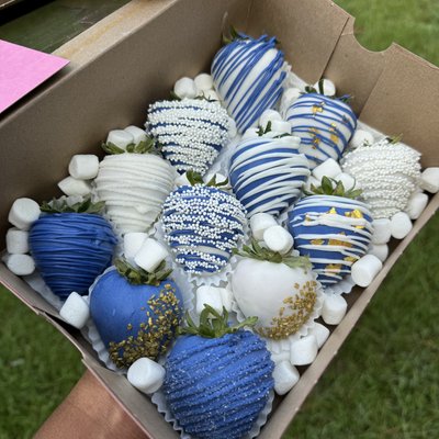 Themed Berries 
