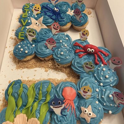 Cupcake Cakes