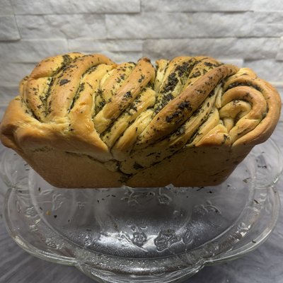 Garlic Herb Twist 16.00