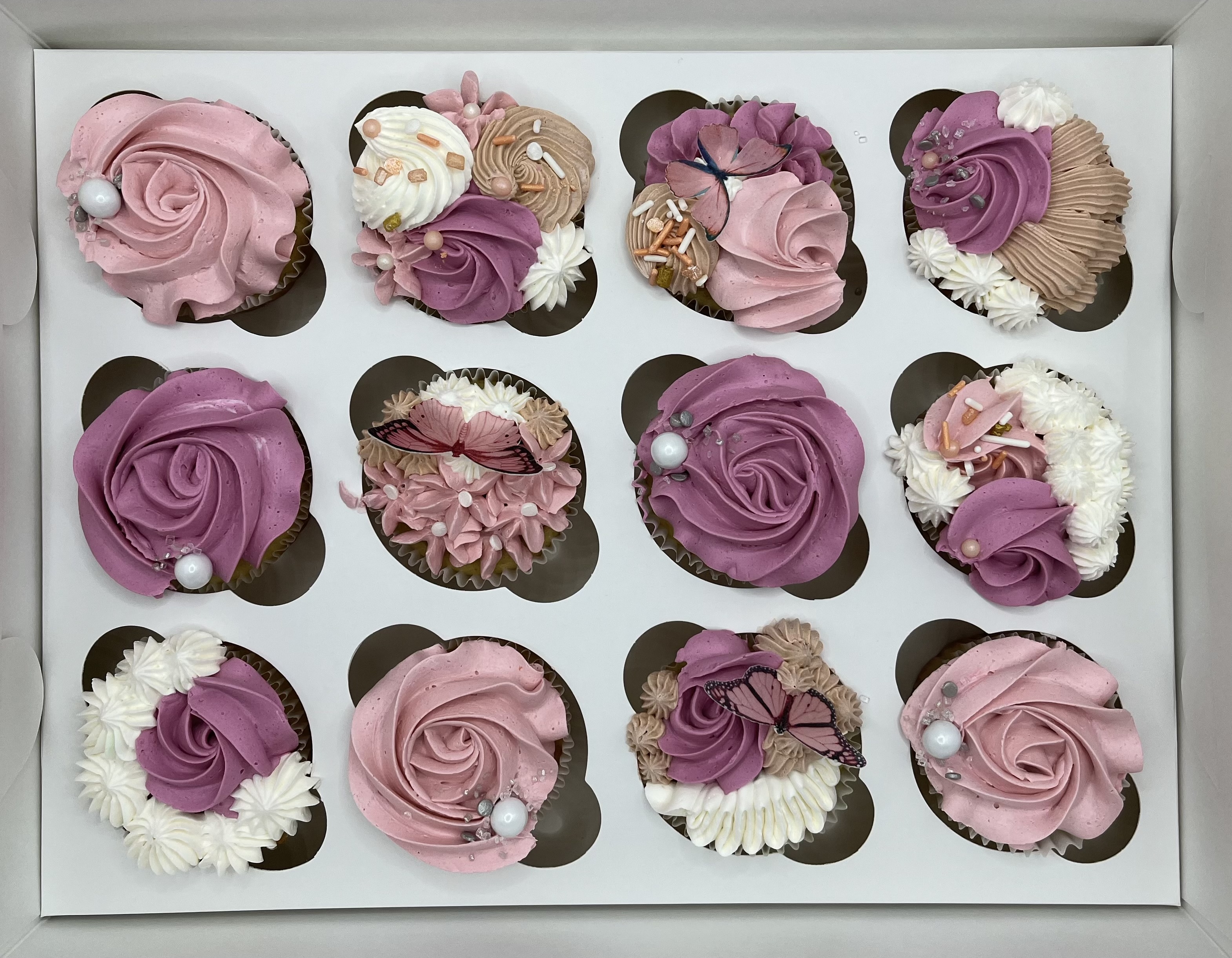 Dozen Standard Cupcakes 