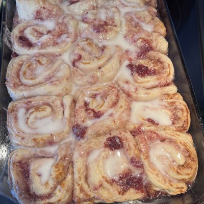 Strawberry Rolls 12ct 