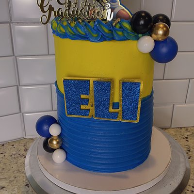 The Luxe Celebration Cake