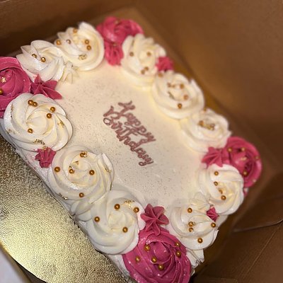 Pull-Apart Cupcake Cake
