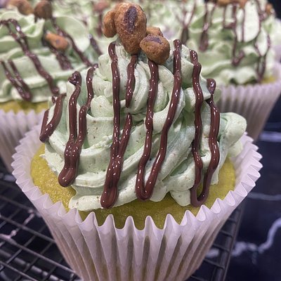 Pistachio Cream Cupcake