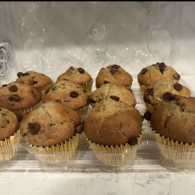 Chocolate Chip Banana Muffin (6)