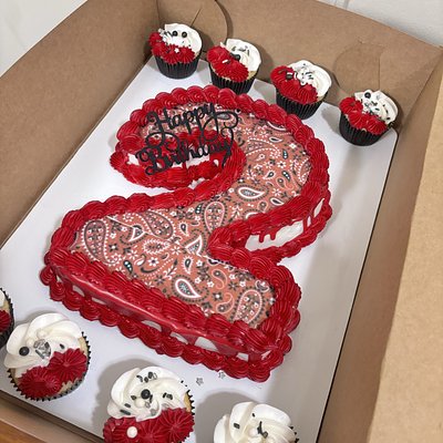 Number Cake W/ Cupcakes 