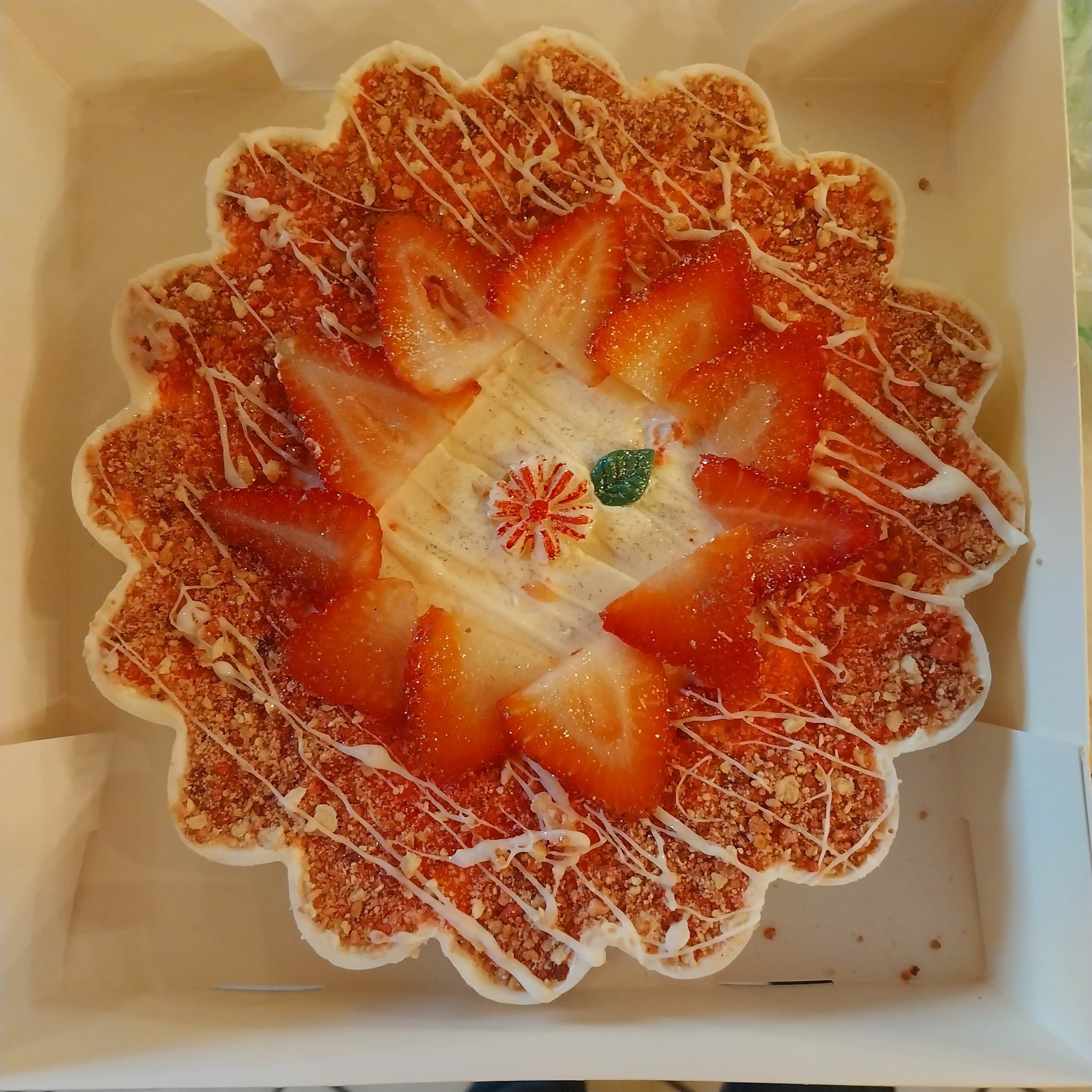 Large Cheesecake In A Chocoate Shell