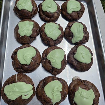 Peppermint Dark Chocolate Mega Cookie