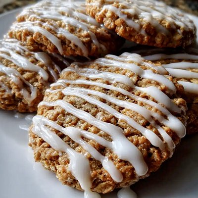 Box Of 8 Old Fashioned Oatmeal Cookies 