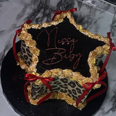 8” 2 Layer Star Cake