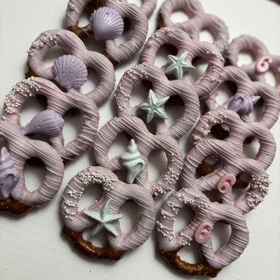 Chocolate Covered Pretzels 