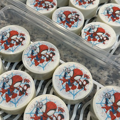 Edible Images Design Custom Cake Pucks