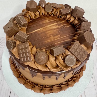 8” Death By Chocolate Cake
