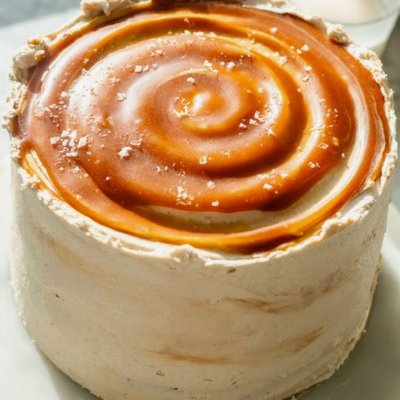 Salted Caramel Cake