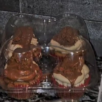 4 Cupcakes