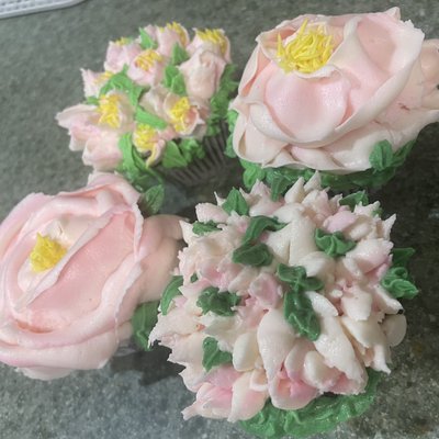Flower Cupcakes 4pack 