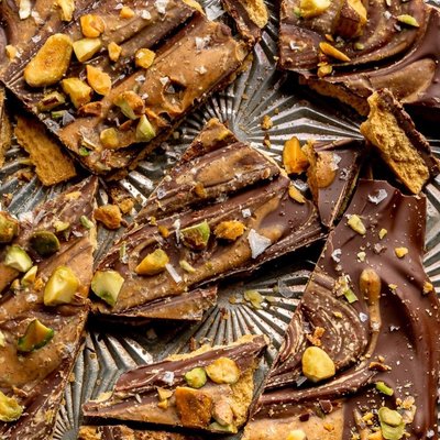 Chocolate Graham Cracker Bark