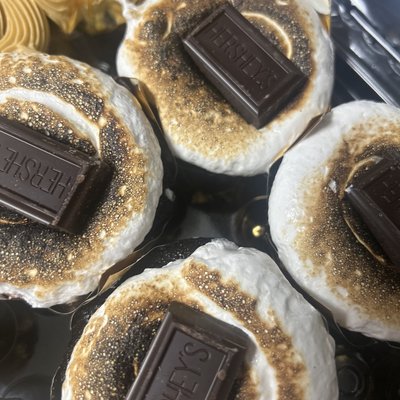 S’mores Cupcakes 