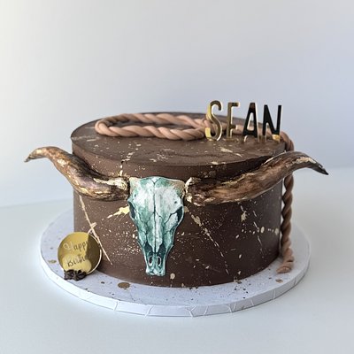 10in Custom Cake 