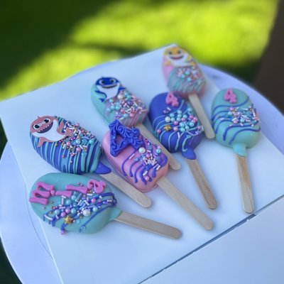 Cakesicles 
