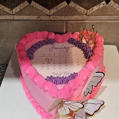 8”in Two Layer Heart Kake 