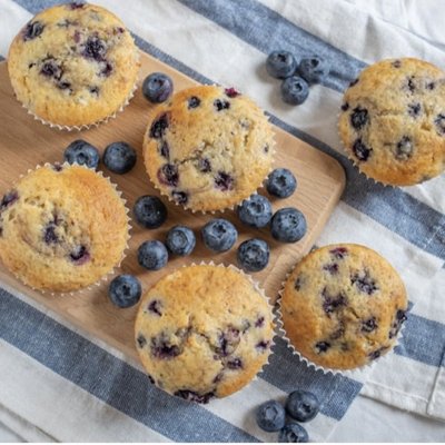 Traditional Blueberry Muffins (6 Count)