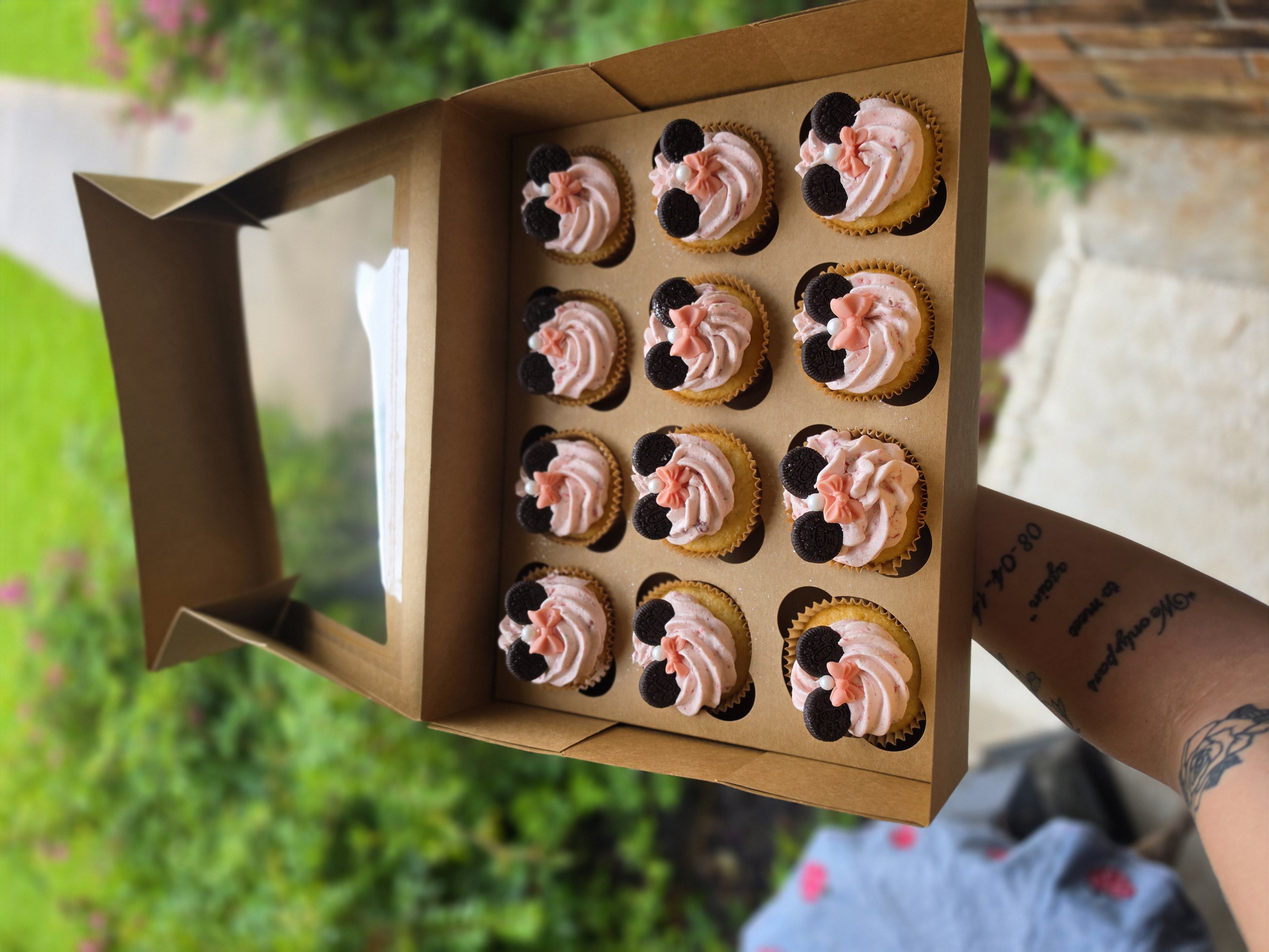 Mixed Designed Cupcakes 
