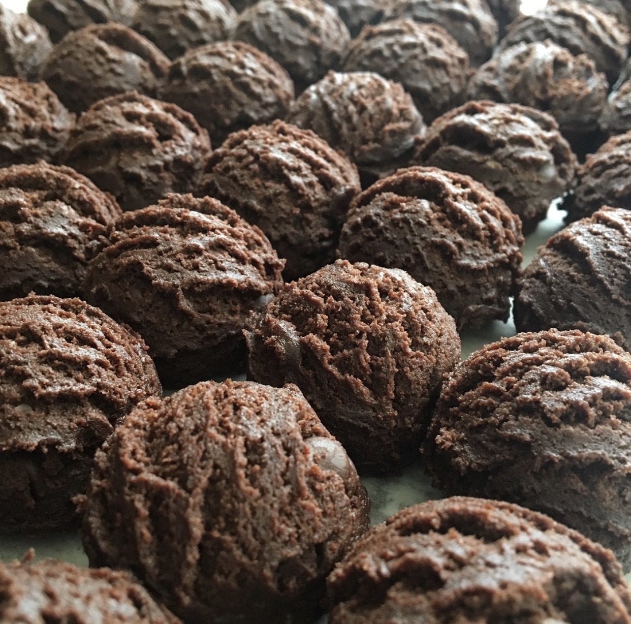 CHOCOLATE ESPRESSO - 32oz container makes 21 cookies
