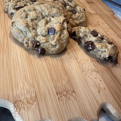 Sourdough Chocolate Chip Cookies